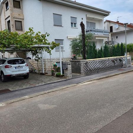 Zino Apartment Umag Bagian luar foto