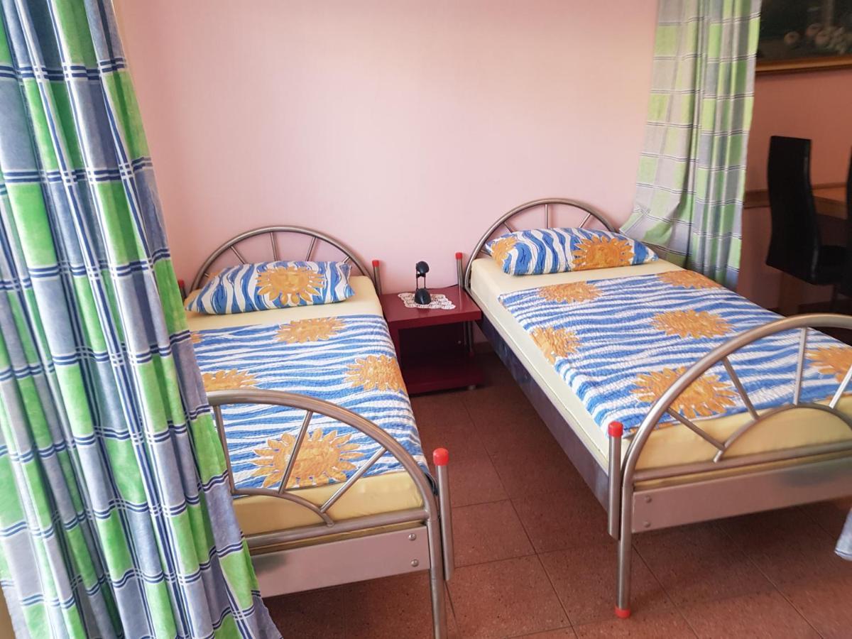 Zino Apartment Umag Bagian luar foto