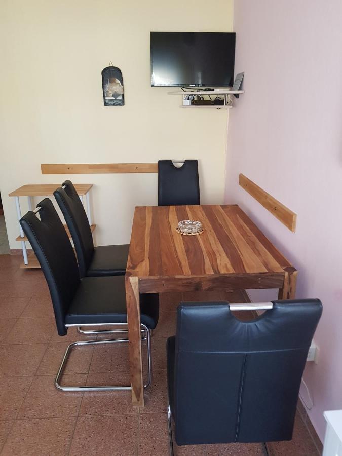 Zino Apartment Umag Bagian luar foto