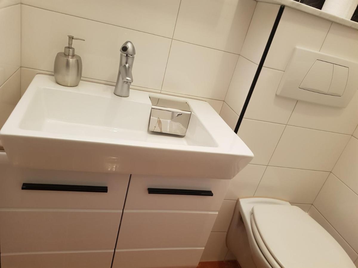 Zino Apartment Umag Bagian luar foto